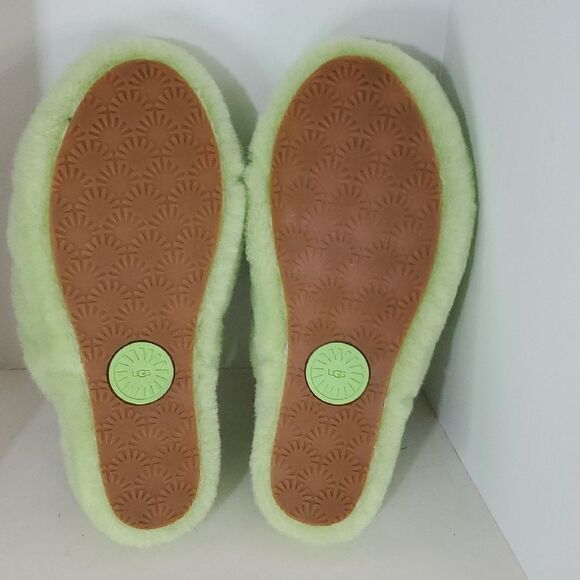 UGG Fluff Yeah Slide Parakeet Green Wool Slingback Slipper Sandal Women's Size 7 - Picture 12 of 13